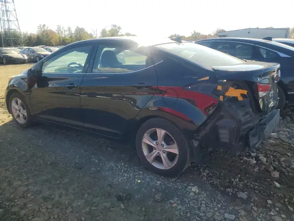 KMHDH4AE2GU626417 2016 HYUNDAI ELANTRA - Image 2