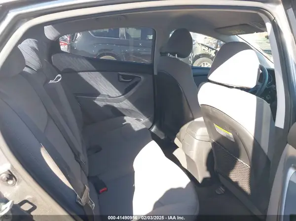 KMHDH4AE2GU647011 2016 HYUNDAI ELANTRA - Image 8