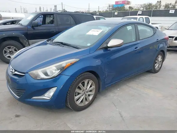 KMHDH4AE3GU476818 2016 HYUNDAI ELANTRA - Image 2