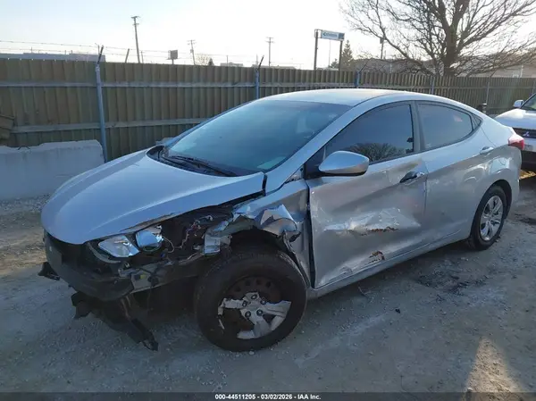 KMHDH4AE3GU481243 2016 HYUNDAI ELANTRA - Image 2