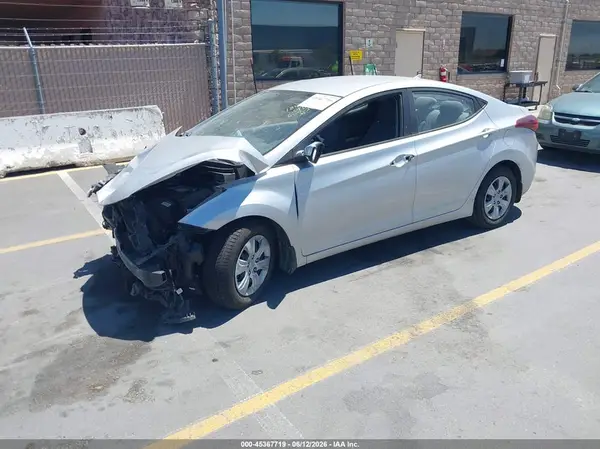 KMHDH4AE3GU481310 2016 HYUNDAI ELANTRA - Image 2