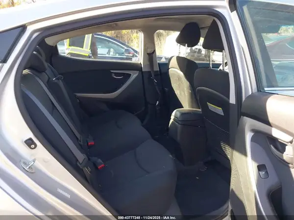 KMHDH4AE3GU484708 2016 HYUNDAI ELANTRA - Image 8