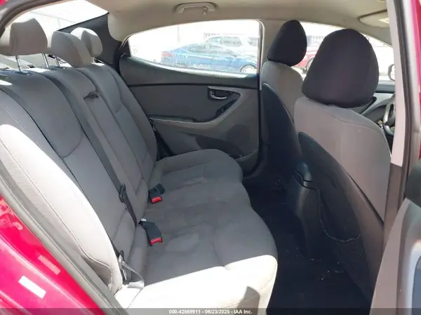 KMHDH4AE3GU490010 2016 HYUNDAI ELANTRA - Image 8