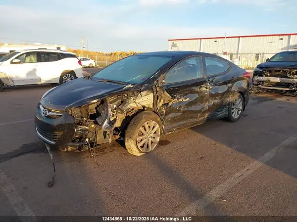 KMHDH4AE3GU497023 2016 HYUNDAI ELANTRA - Image 2