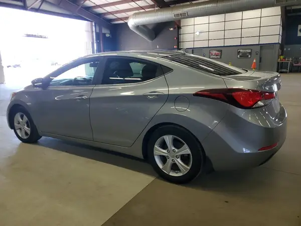KMHDH4AE3GU505928 2016 HYUNDAI ELANTRA - Image 2