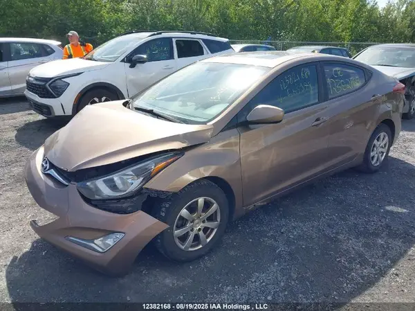 KMHDH4AE3GU513978 2016 HYUNDAI ELANTRA - Image 2
