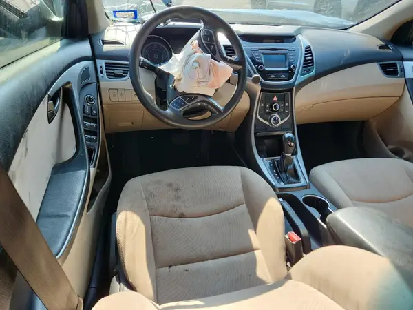 KMHDH4AE3GU518629 2016 HYUNDAI ELANTRA - Image 8