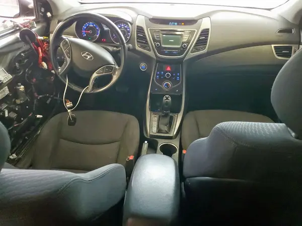 KMHDH4AE3GU520543 2016 HYUNDAI ELANTRA - Image 8