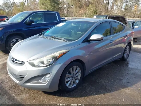 KMHDH4AE3GU532627 2016 HYUNDAI ELANTRA - Image 2