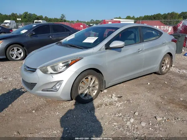 KMHDH4AE3GU541635 2016 HYUNDAI ELANTRA - Image 2