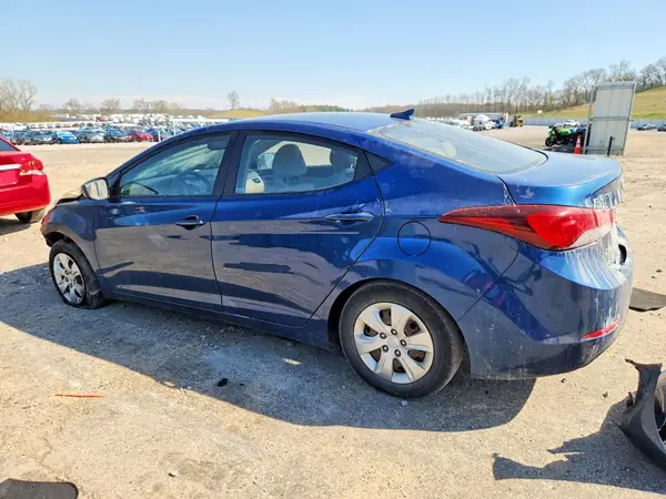 KMHDH4AE3GU542073 2016 HYUNDAI ELANTRA - Image 2