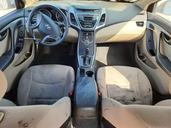 KMHDH4AE3GU542073 2016 HYUNDAI ELANTRA - Image 8