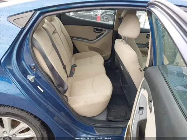 KMHDH4AE3GU543840 2016 HYUNDAI ELANTRA - Image 8