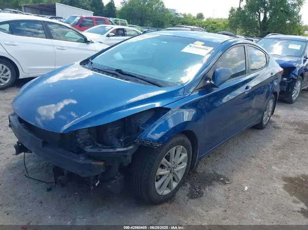 KMHDH4AE3GU543949 2016 HYUNDAI ELANTRA - Image 2