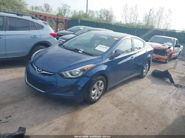 KMHDH4AE3GU546155 2016 HYUNDAI ELANTRA - Image 2