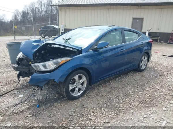 KMHDH4AE3GU558449 2016 HYUNDAI ELANTRA - Image 2