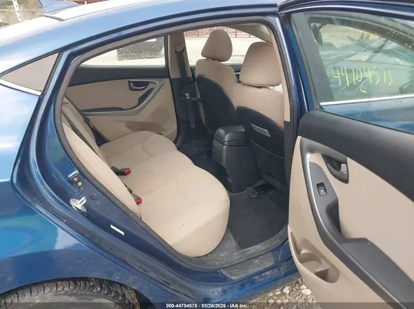 KMHDH4AE3GU558449 2016 HYUNDAI ELANTRA - Image 8