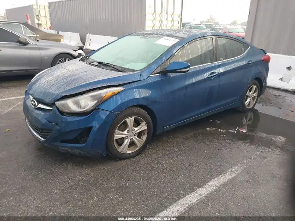 KMHDH4AE3GU567815 2016 HYUNDAI ELANTRA - Image 2