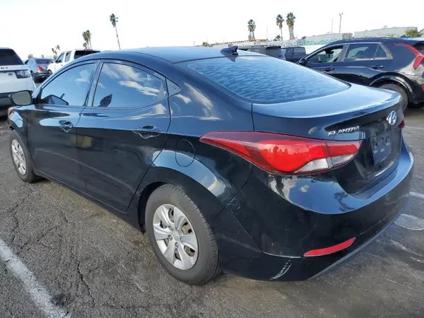 KMHDH4AE3GU581892 2016 HYUNDAI ELANTRA - Image 2