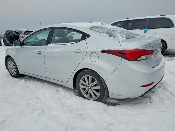 KMHDH4AE3GU581987 2016 HYUNDAI ELANTRA - Image 2