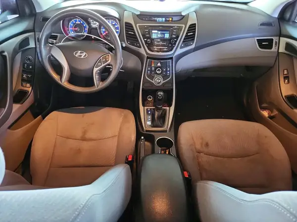 KMHDH4AE3GU584372 2016 HYUNDAI ELANTRA - Image 8
