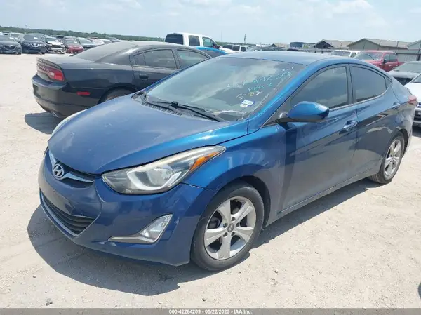 KMHDH4AE3GU584520 2016 HYUNDAI ELANTRA - Image 2