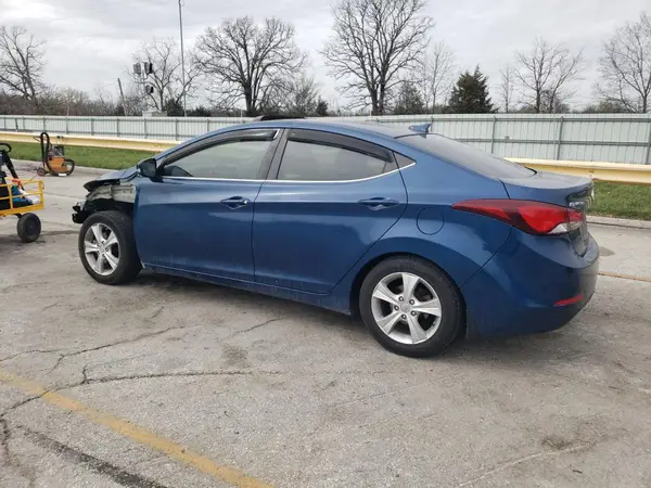 KMHDH4AE3GU588406 2016 HYUNDAI ELANTRA - Image 2