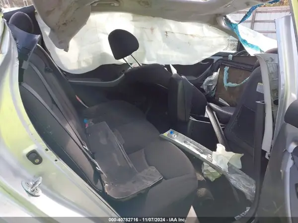 KMHDH4AE3GU588552 2016 HYUNDAI ELANTRA - Image 8