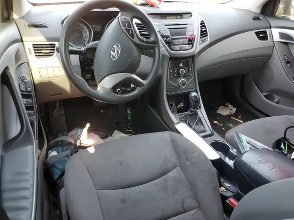KMHDH4AE3GU601624 2016 HYUNDAI ELANTRA - Image 8
