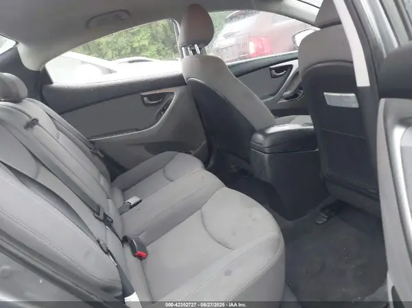 KMHDH4AE3GU607052 2016 HYUNDAI ELANTRA - Image 8