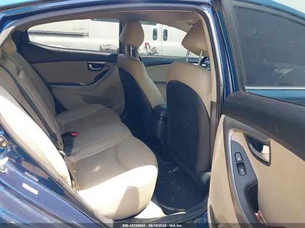 KMHDH4AE3GU622053 2016 HYUNDAI ELANTRA - Image 8