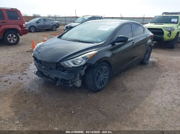 KMHDH4AE3GU642397 2016 HYUNDAI ELANTRA - Image 2