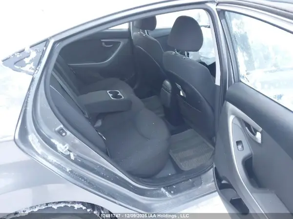 KMHDH4AE3GU643811 2016 HYUNDAI ELANTRA - Image 8
