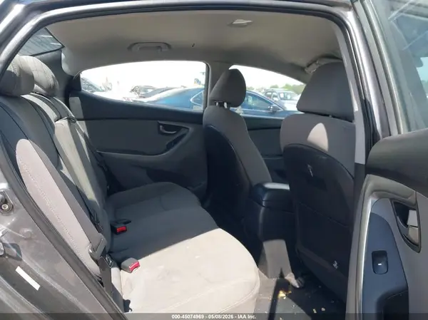 KMHDH4AE3GU645770 2016 HYUNDAI ELANTRA - Image 8