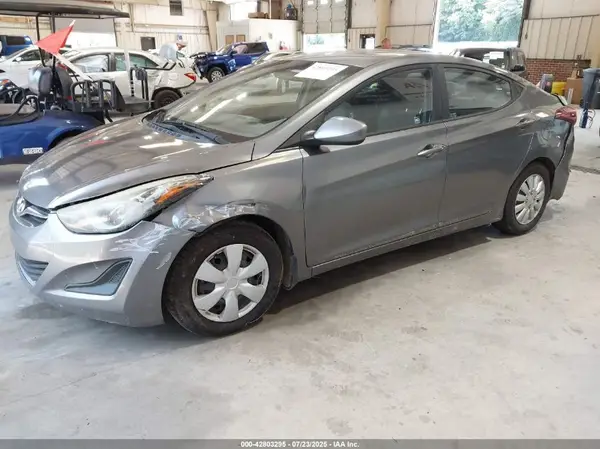 KMHDH4AE3GU647017 2016 HYUNDAI ELANTRA - Image 2