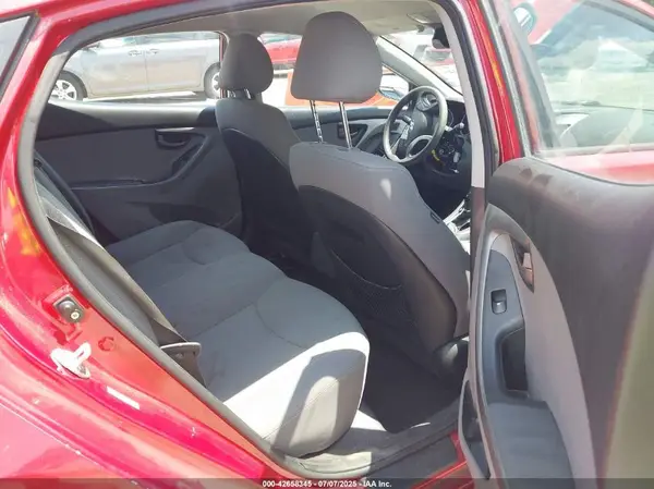 KMHDH4AE4GU484331 2016 HYUNDAI ELANTRA - Image 8