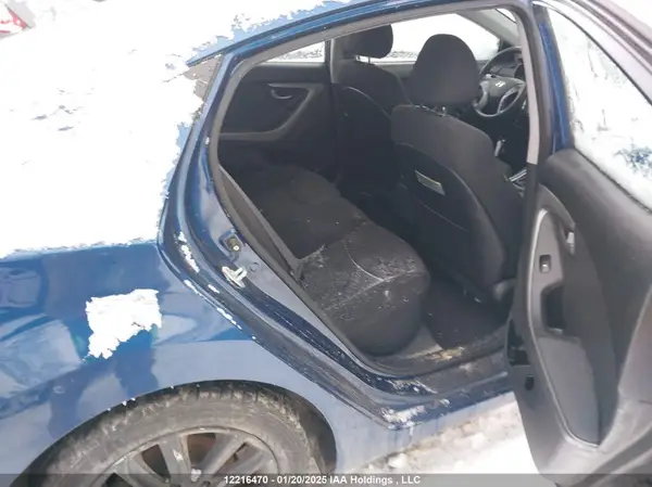 KMHDH4AE4GU498665 2016 HYUNDAI ELANTRA - Image 8