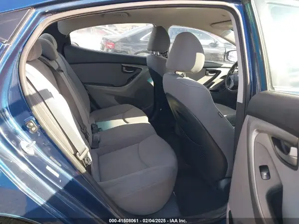 KMHDH4AE4GU502326 2016 HYUNDAI ELANTRA - Image 8