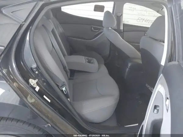 KMHDH4AE4GU517134 2016 HYUNDAI ELANTRA - Image 8