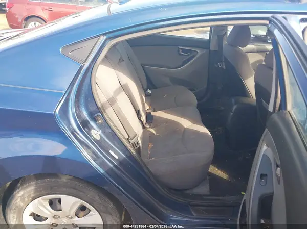 KMHDH4AE4GU517487 2016 HYUNDAI ELANTRA - Image 8
