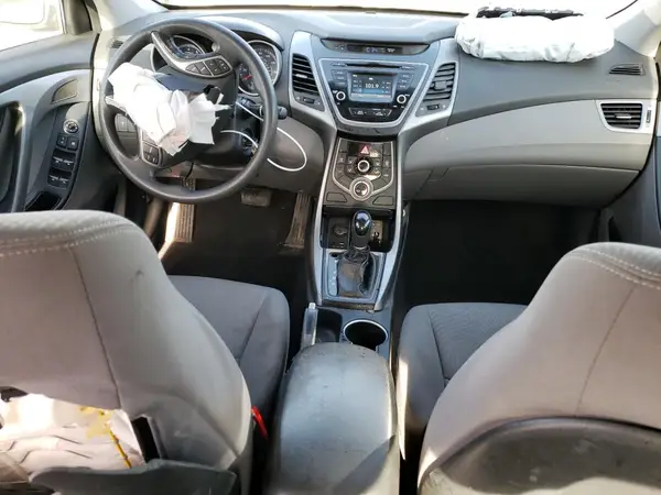 KMHDH4AE4GU519806 2016 HYUNDAI ELANTRA - Image 8