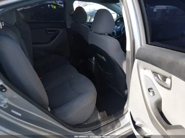 KMHDH4AE4GU532233 2016 HYUNDAI ELANTRA - Image 8