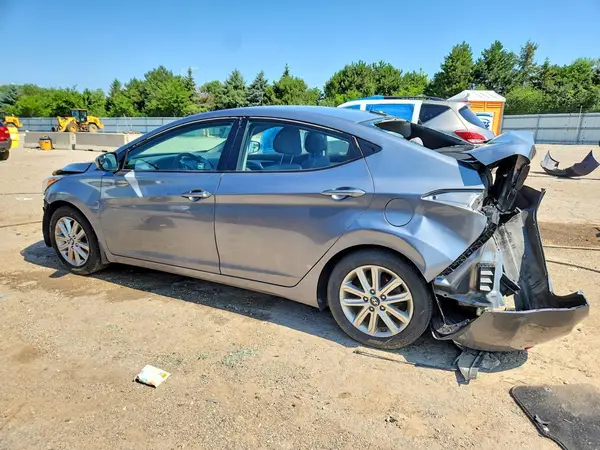 KMHDH4AE4GU567869 2016 HYUNDAI ELANTRA - Image 2