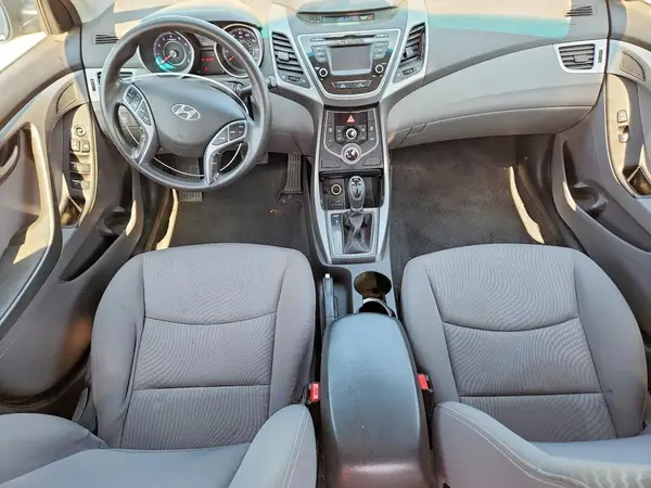 KMHDH4AE4GU567869 2016 HYUNDAI ELANTRA - Image 8