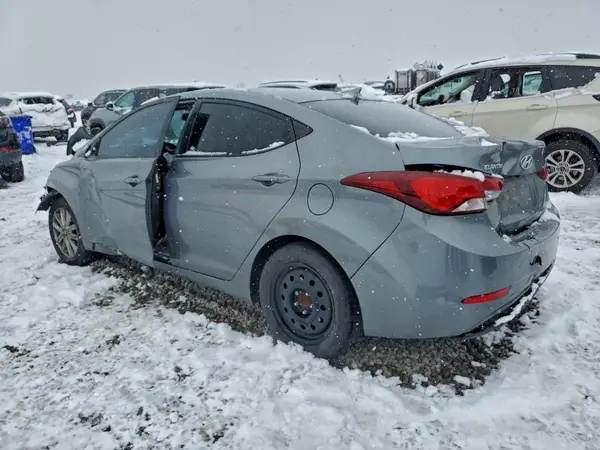 KMHDH4AE4GU568665 2016 HYUNDAI ELANTRA - Image 2