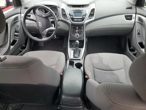 KMHDH4AE4GU571825 2016 HYUNDAI ELANTRA - Image 8