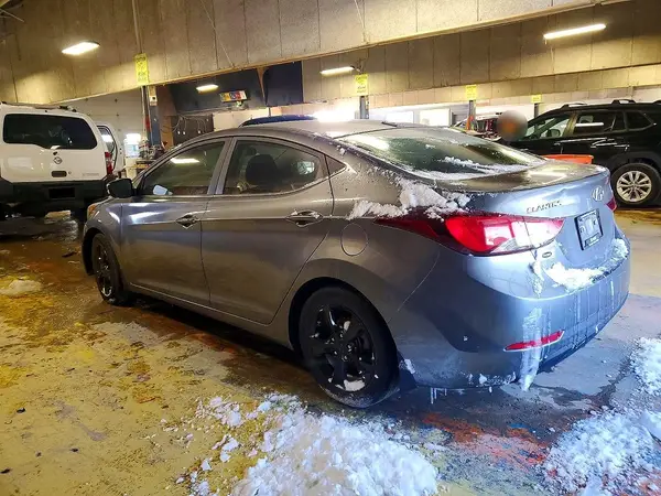 KMHDH4AE4GU573123 2016 HYUNDAI ELANTRA - Image 2