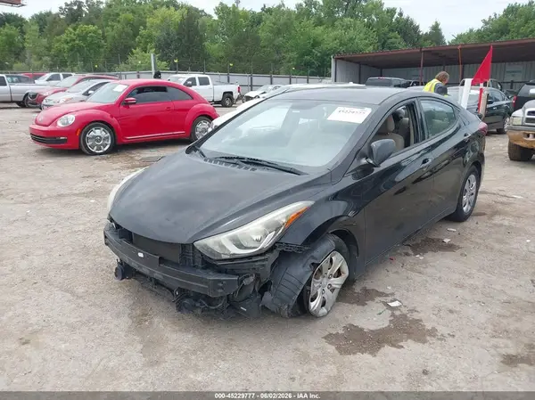 KMHDH4AE4GU583604 2016 HYUNDAI ELANTRA - Image 2