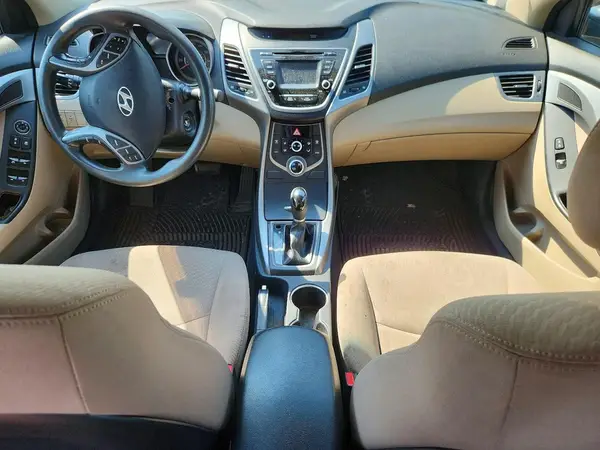 KMHDH4AE4GU587216 2016 HYUNDAI ELANTRA - Image 8