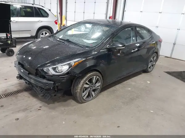 KMHDH4AE4GU594117 2016 HYUNDAI ELANTRA - Image 2